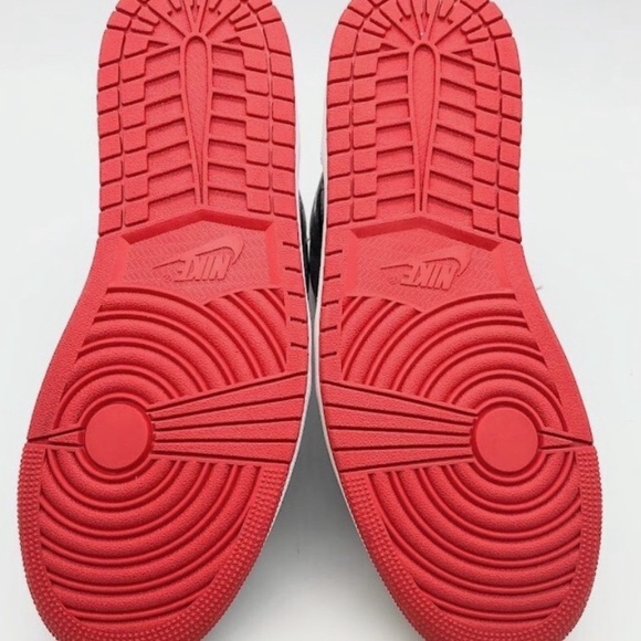 Nike Air Jordan 1 Black Cement Grey DQ 8426-006 men 7 - Picture 9 of 11